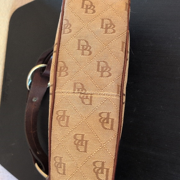 Dooney and Bourke Monogram shoulder bag - Picture 3 of 5